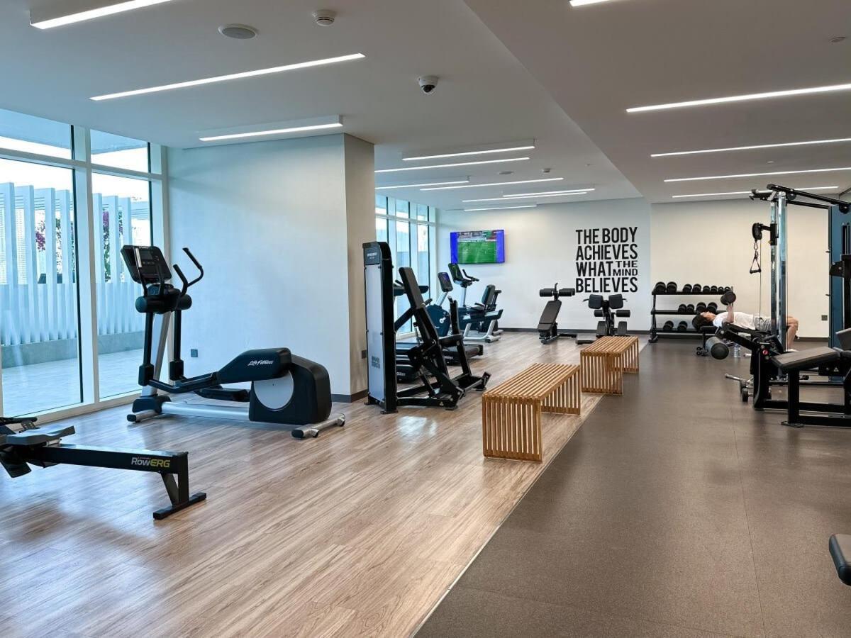 Apartment Vibrant 1br With Marina & Ocean View