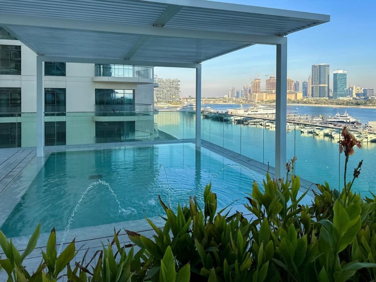 Vibrant 1br With Marina & Ocean View *