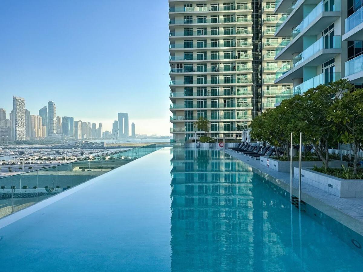 Vibrant 1br With Marina & Ocean View